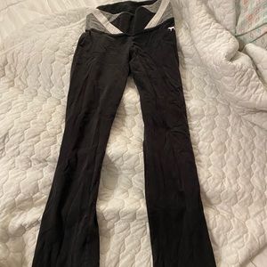 Yoga pants Victoria’s Secret